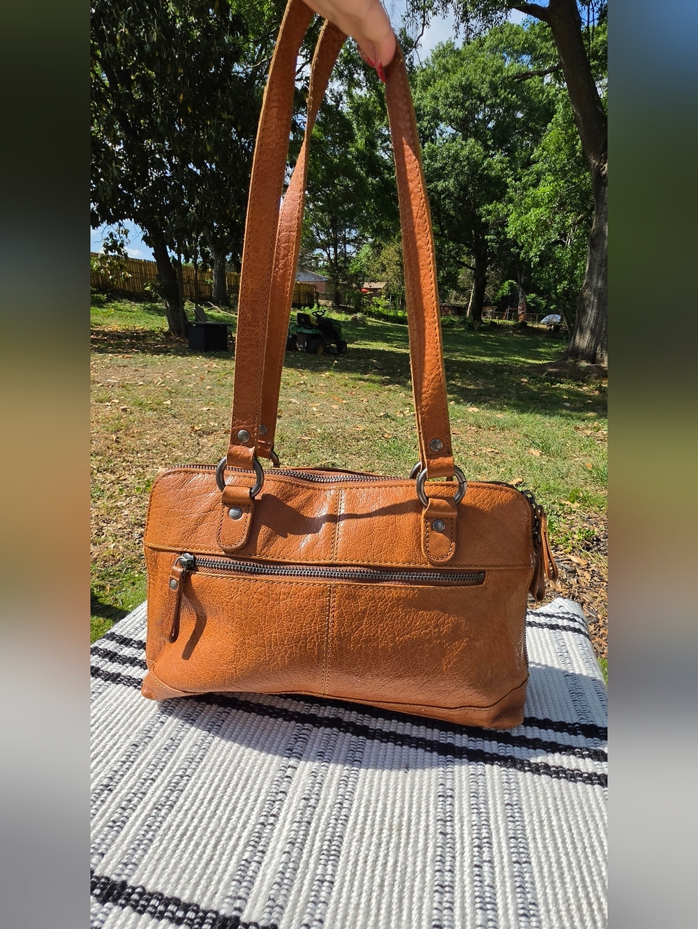 Spikes & Sparrow Genuine leather Purse - Picture 2 of 16